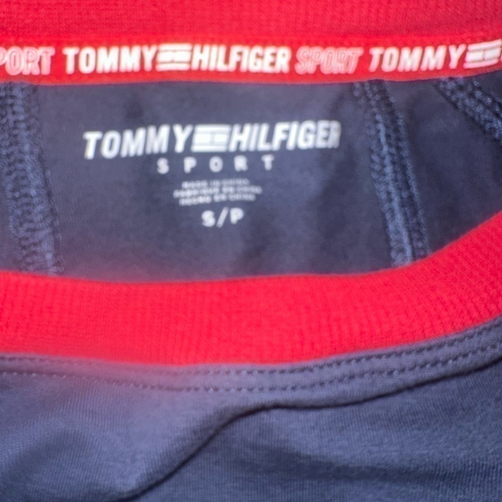 Women’s used Tommy Hilfiger sport shirt size S small logo retro vintage - Picture 5 of 5
